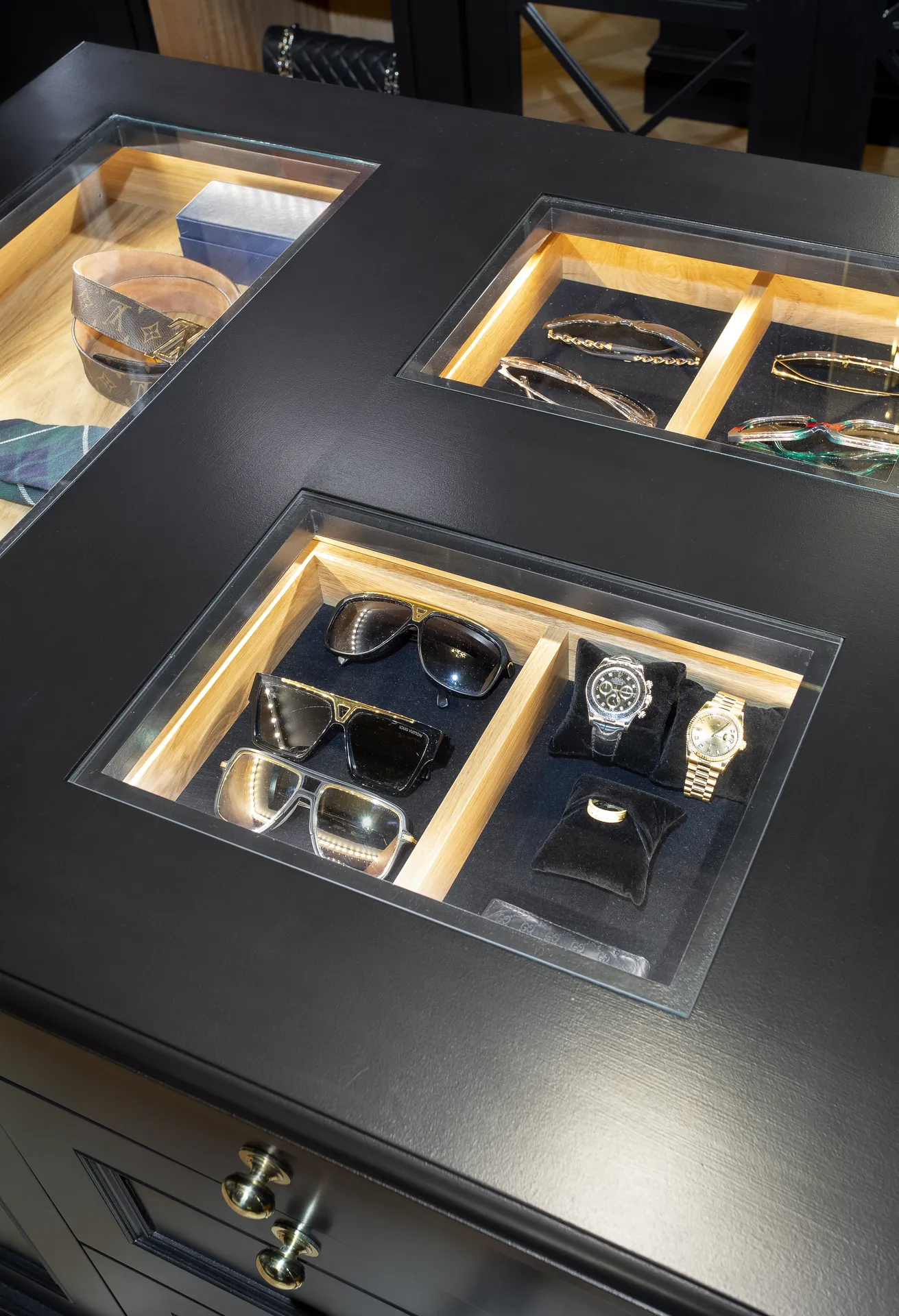 6 Luxury Dressing Room