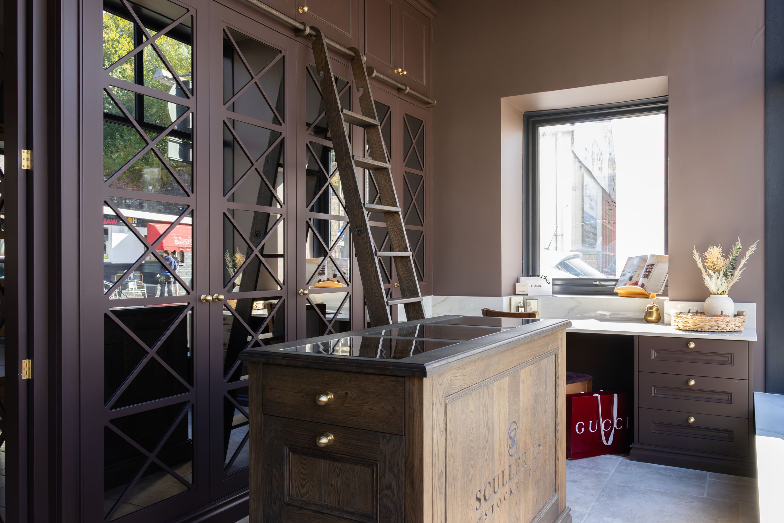 PERTH ROBES 05 – PERTH SHOWROOM 2025 – PLUM MIRRORED WARDROBE