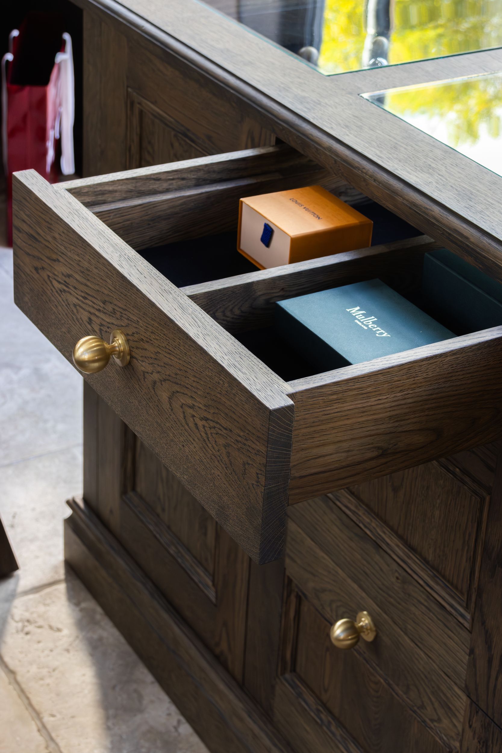 PERTH ROBES 32 – PERTH SHOWROOM 2025 – PLUM MIRRORED WARDROBE