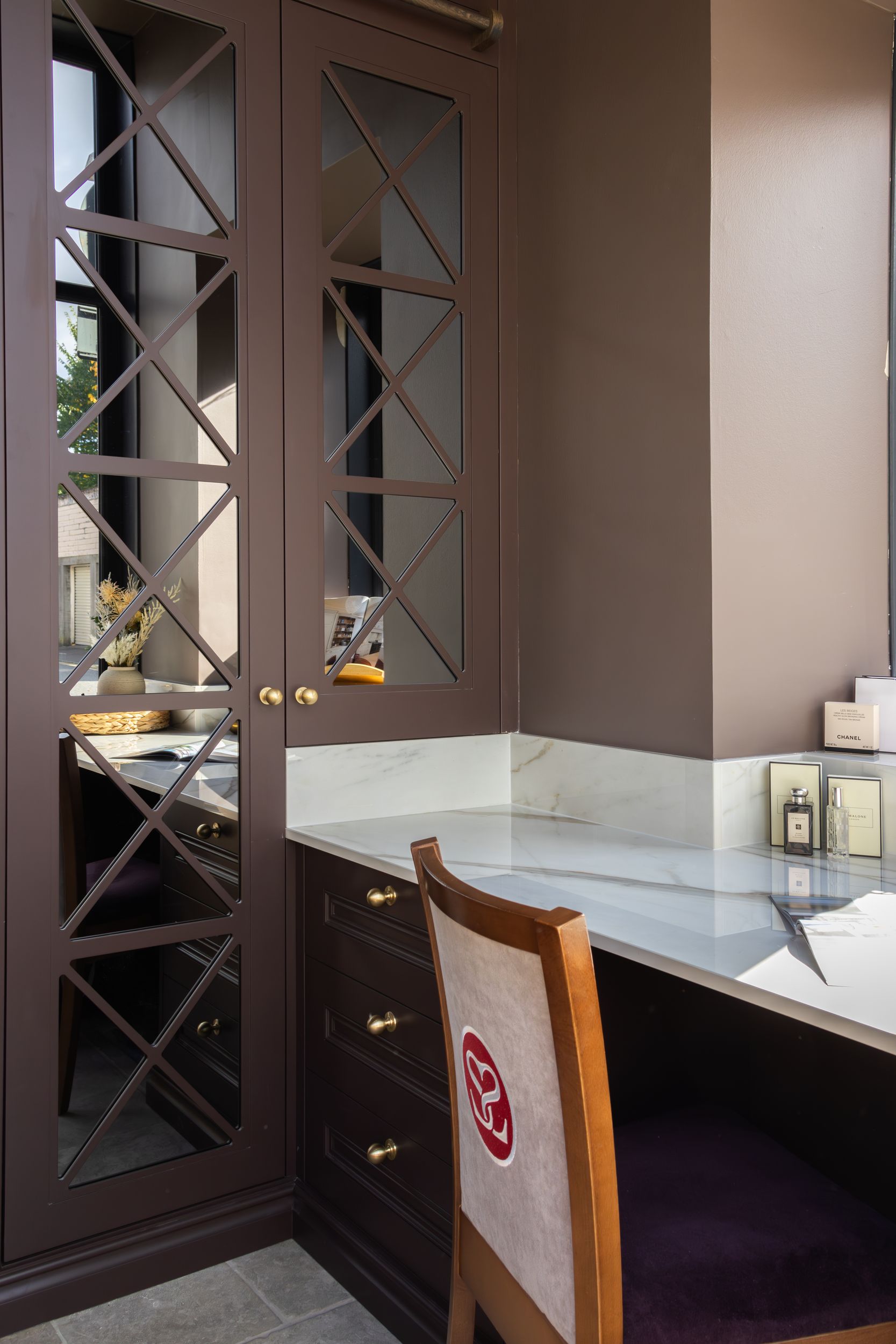 PERTH ROBES 38 – PERTH SHOWROOM 2025 – PLUM MIRRORED WARDROBE