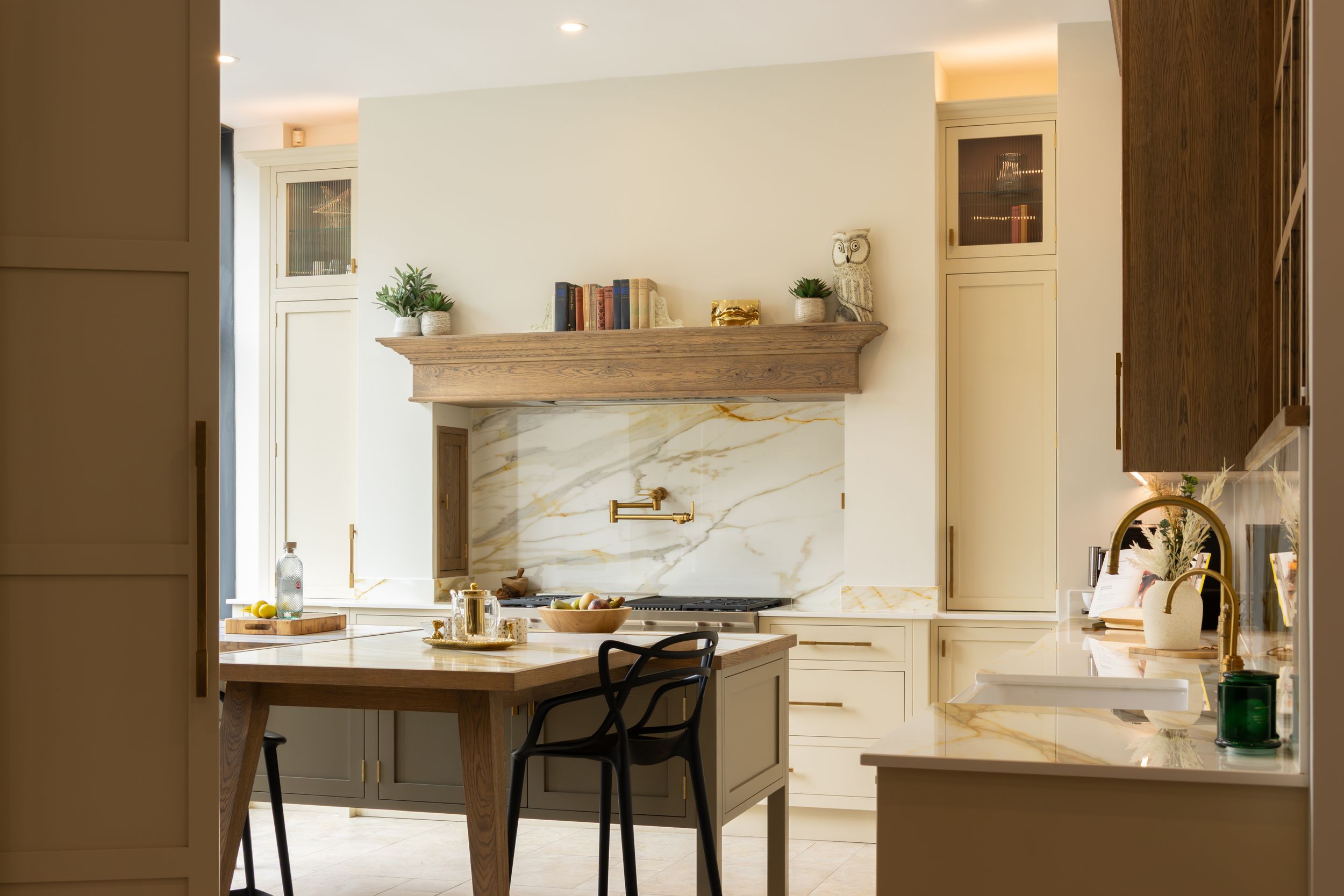 PR-1 – PERTH SHOWROOM 2025 – SLIM FRAME SHAKER